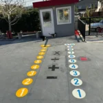 Okul oyun alanları boyama